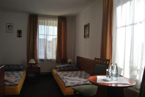 Hostal Przy ?elaznym Mo?cie