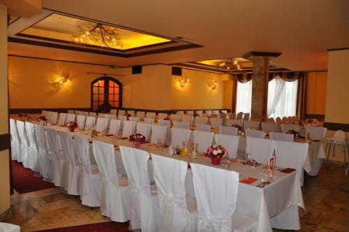 Hotel Skalny Dworek