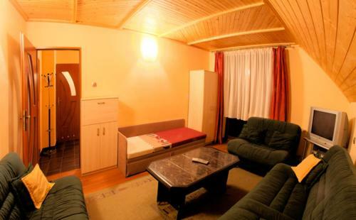 Agroturismo Go?ciniec Amon