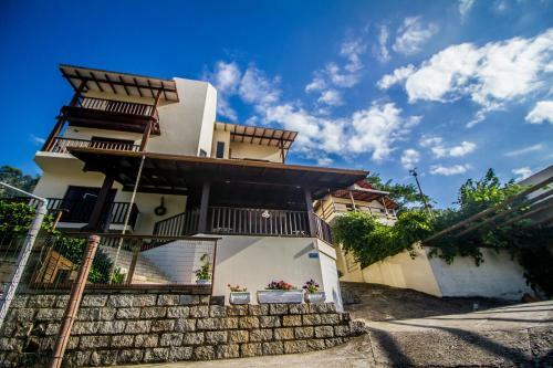 Hostal Pousada Almare