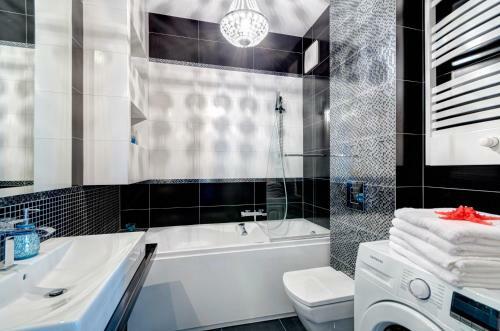 Malaga Apartment - Nadmorski Dw�r
