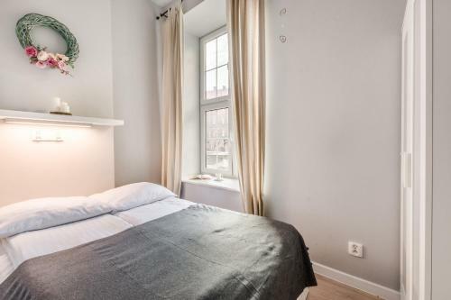 Golden Gate Apartment