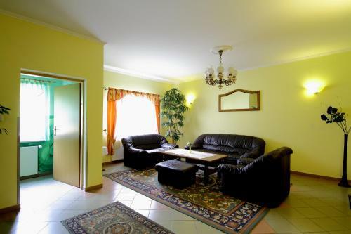 Posada Restaurant & Hostel "broadway"