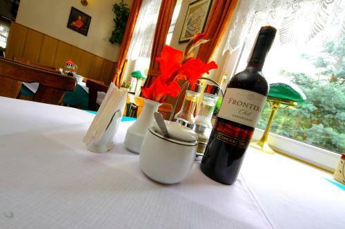 Posada Restaurant & Hostel "broadway"