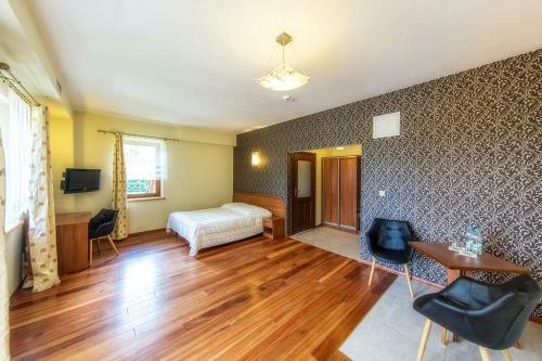 Hostal Pokoje Ski Centrum Czarny Gro?