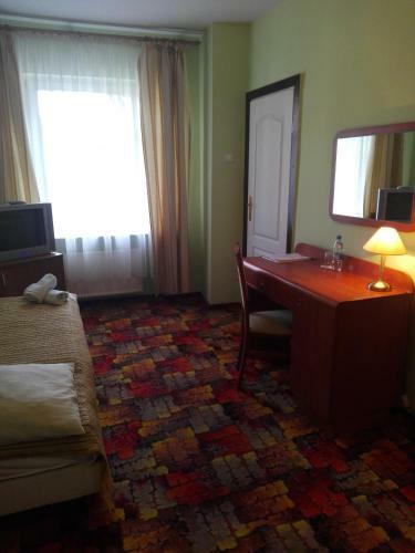 Bed & Breakfast Bristol Economy
