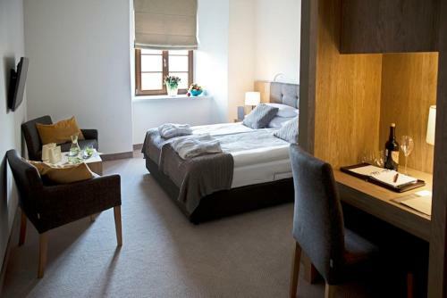 Hotel Uroczysko Siedmiu Staw�w