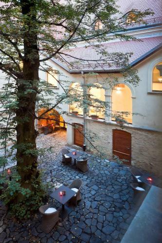 Hotel Uroczysko Siedmiu Staw�w