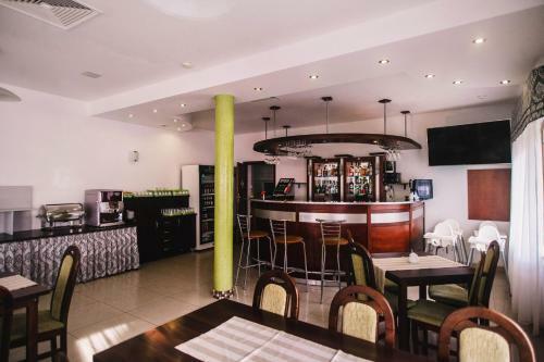 Hostal Dw Airen