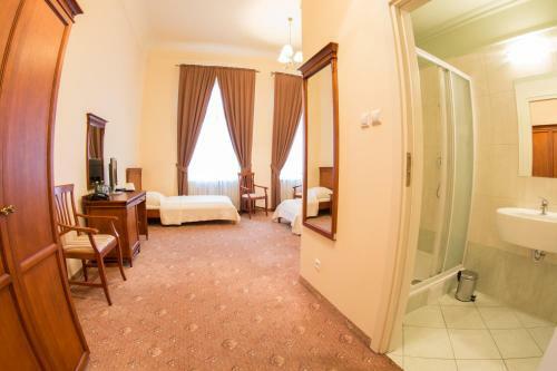 Hostal Zesp�? Pa?acowo-parkowy W Ostromecku