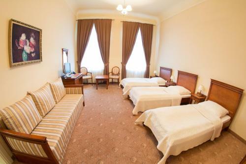 Hostal Zesp�? Pa?acowo-parkowy W Ostromecku