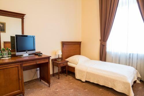 Hostal Zesp�? Pa?acowo-parkowy W Ostromecku