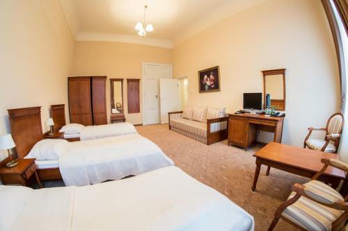 Hostal Zesp�? Pa?acowo-parkowy W Ostromecku