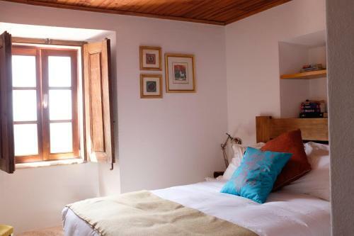 Hostal The Place At Evoramonte