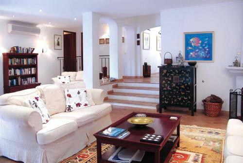 Sao Lourenco Villa Sleeps 10 Air Con Wifi
