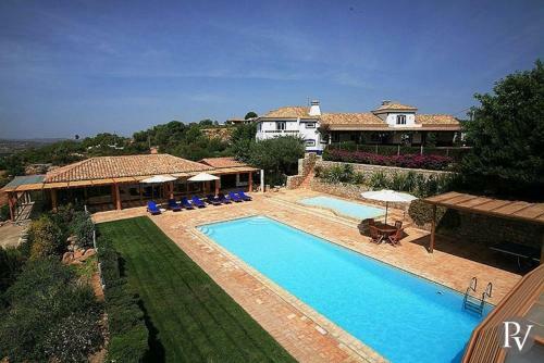 Boliqueime Villa Sleeps 8 Pool Air Con Wifi
