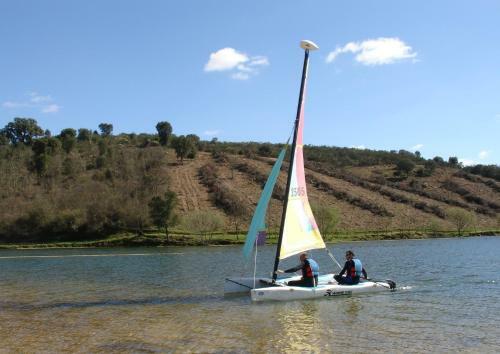 Hostal Ecopark Azibo