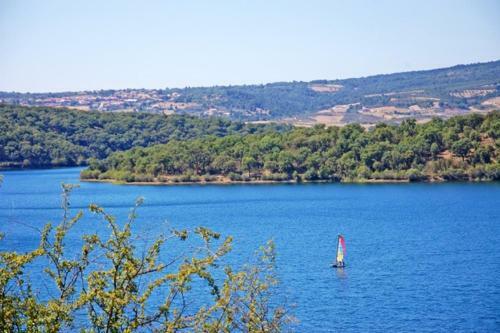 Hostal Ecopark Azibo