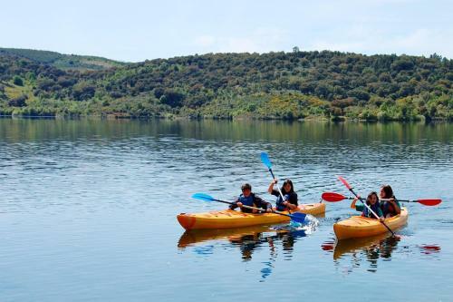 Hostal Ecopark Azibo