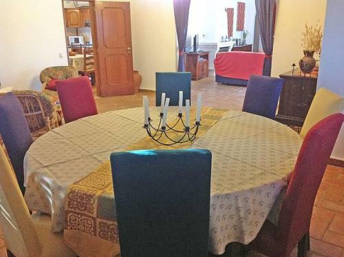 Vale de Rosas Villa Sleeps 8