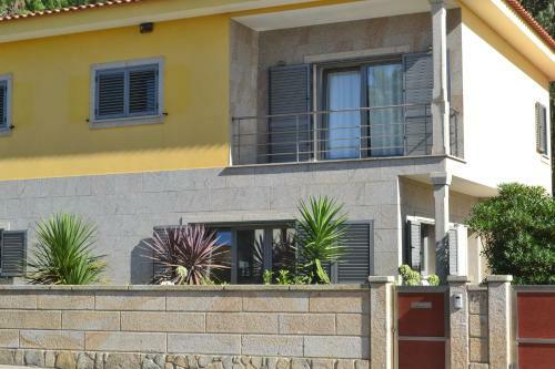 Hostal Casa Da Praia Guest House