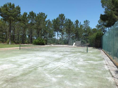 Barros de Sao Joao Villa Sleeps 6 Air Con