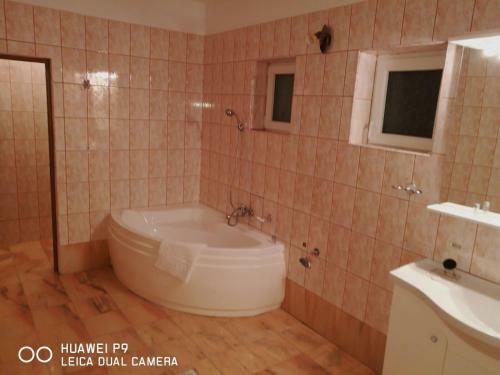 Hostal Conacul Soimilor