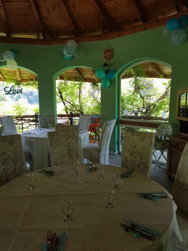 Hostal Conacul Soimilor