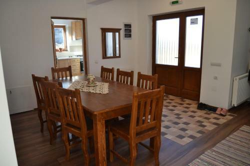 Hostal Ep�rjesi Meg�ll�
