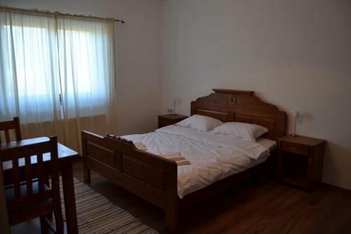 Hostal Ep�rjesi Meg�ll�