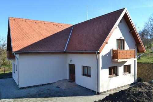 Hostal Ep�rjesi Meg�ll�