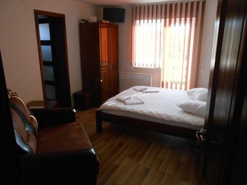 Hostal Halasto Pension