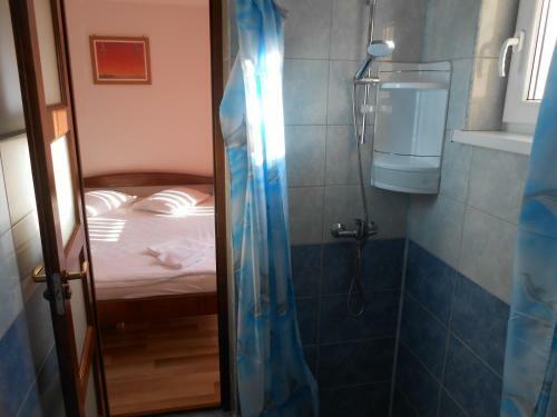 Hostal Halasto Pension