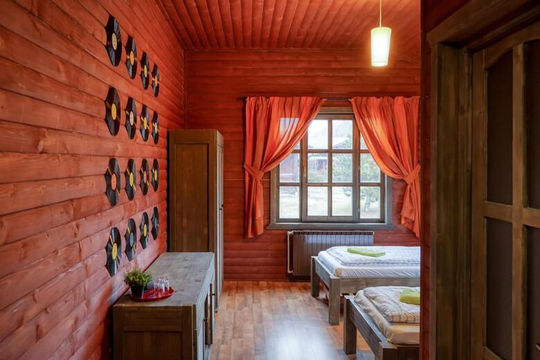 Hostal Pensiunea Zetevar
