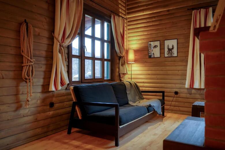 Hostal Pensiunea Zetevar