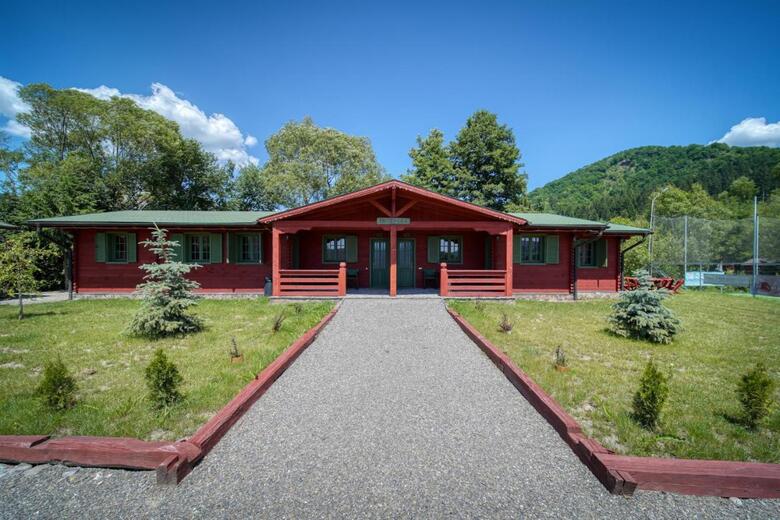 Hostal Pensiunea Zetevar