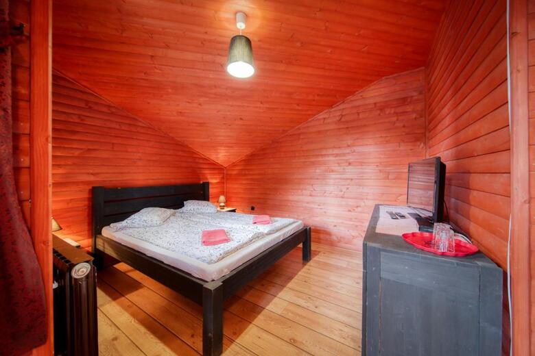 Hostal Pensiunea Zetevar