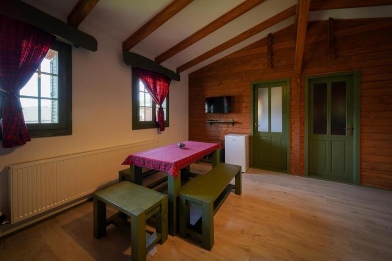 Hostal Pensiunea Zetevar