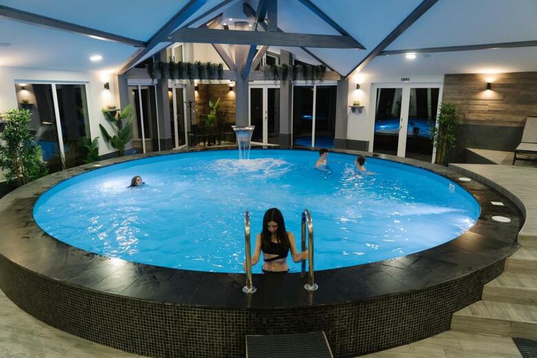 Hostal Pensiunea Zetevar