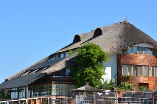 Hostal Pension Paradise Delta House