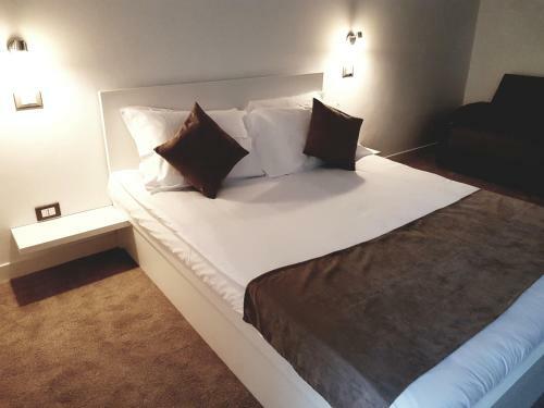 Hostal Heaven Guesthouse