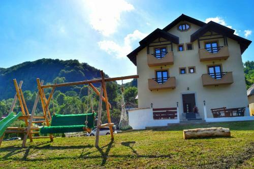 Hostal Heaven Guesthouse