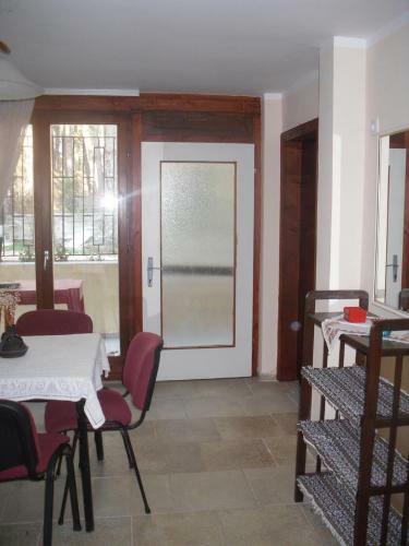 Hostal Guest House Keserovic