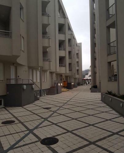 Holiday Wing Apartment 2