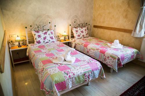Bed & Breakfast Country Court