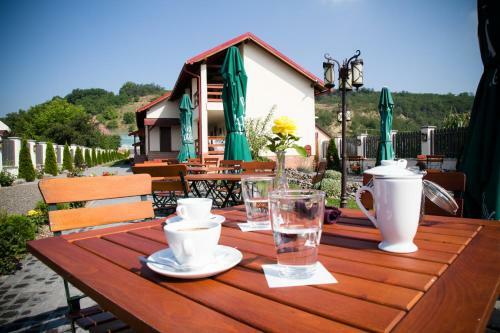 Bed & Breakfast Country Court