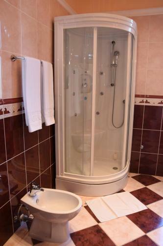 Hostal Guest House Vila Lujza