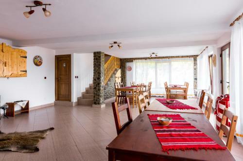 Hostal Pensiunea La Maria