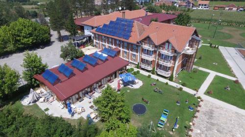 Hotel Ravni Gaj
