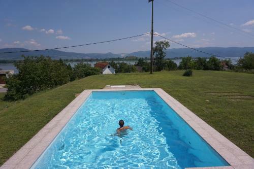 Hostal Country Club Danube